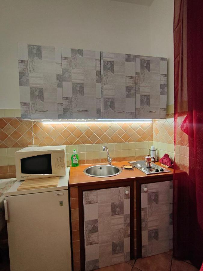 Apartamento Red Nine - Stazione Tiburtina *
